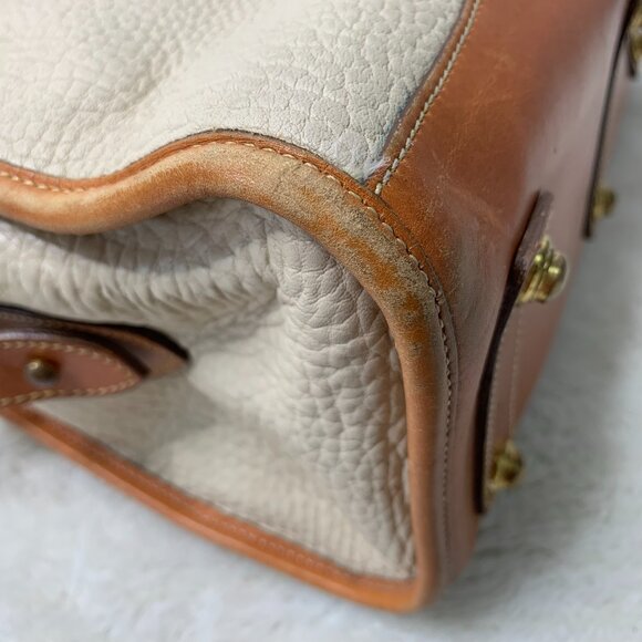 Dooney & Burke Women's Vintage Cream Leather Handbag - Picture 6 of 15